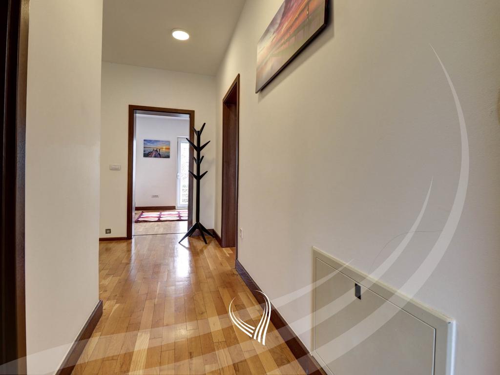 3 bedroom house for rent in Marigona Residence neighborhood16