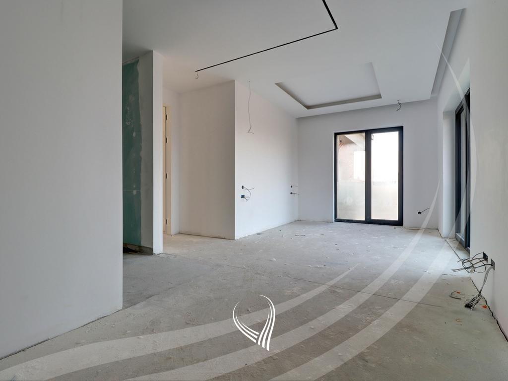 Shtëpi-Rezidencë 750m2 me qira në lagjen Marigona Hill7