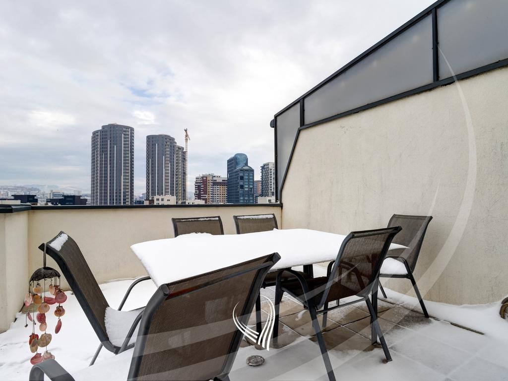 Penthouse me 3 dhoma gjumi me qira në lagjen Arbëria – Dragodan11