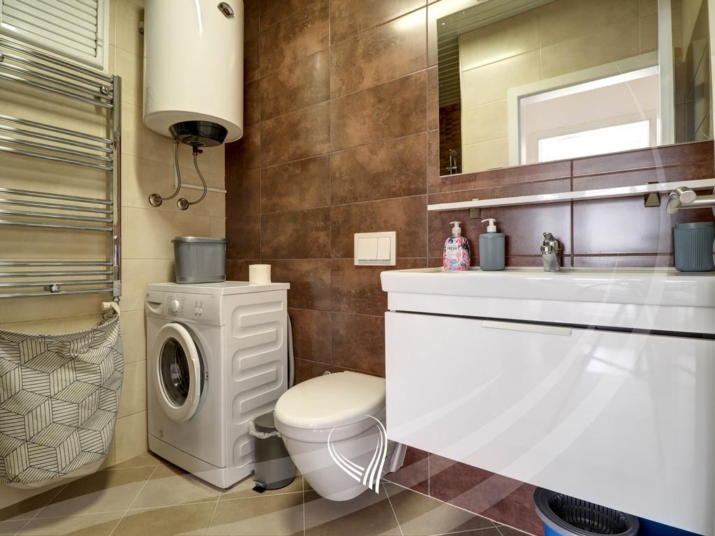 Banesë me 1 dhomë gjumi me qira në lagjen Aktash - Prishtina stars11