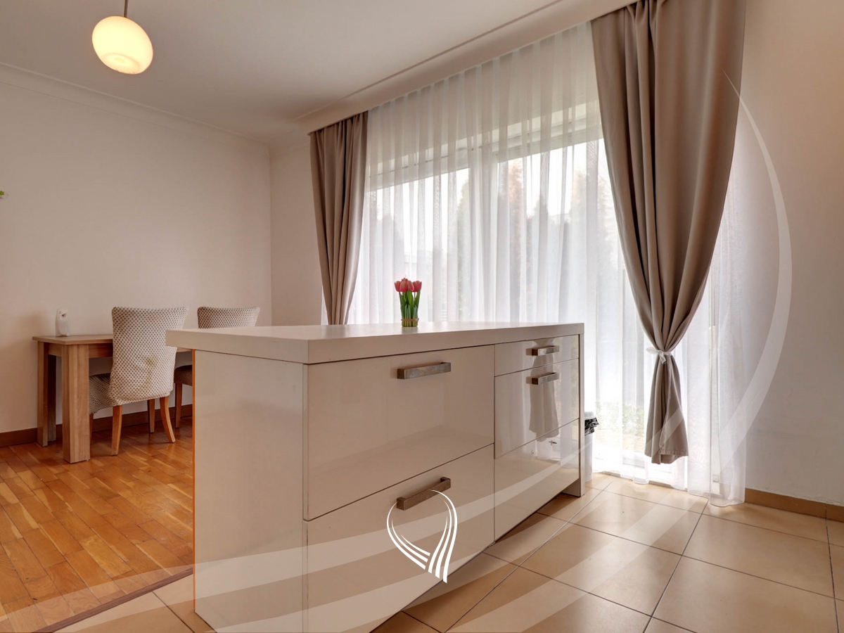 3 bedroom house for rent in Marigona Residence neighborhood5