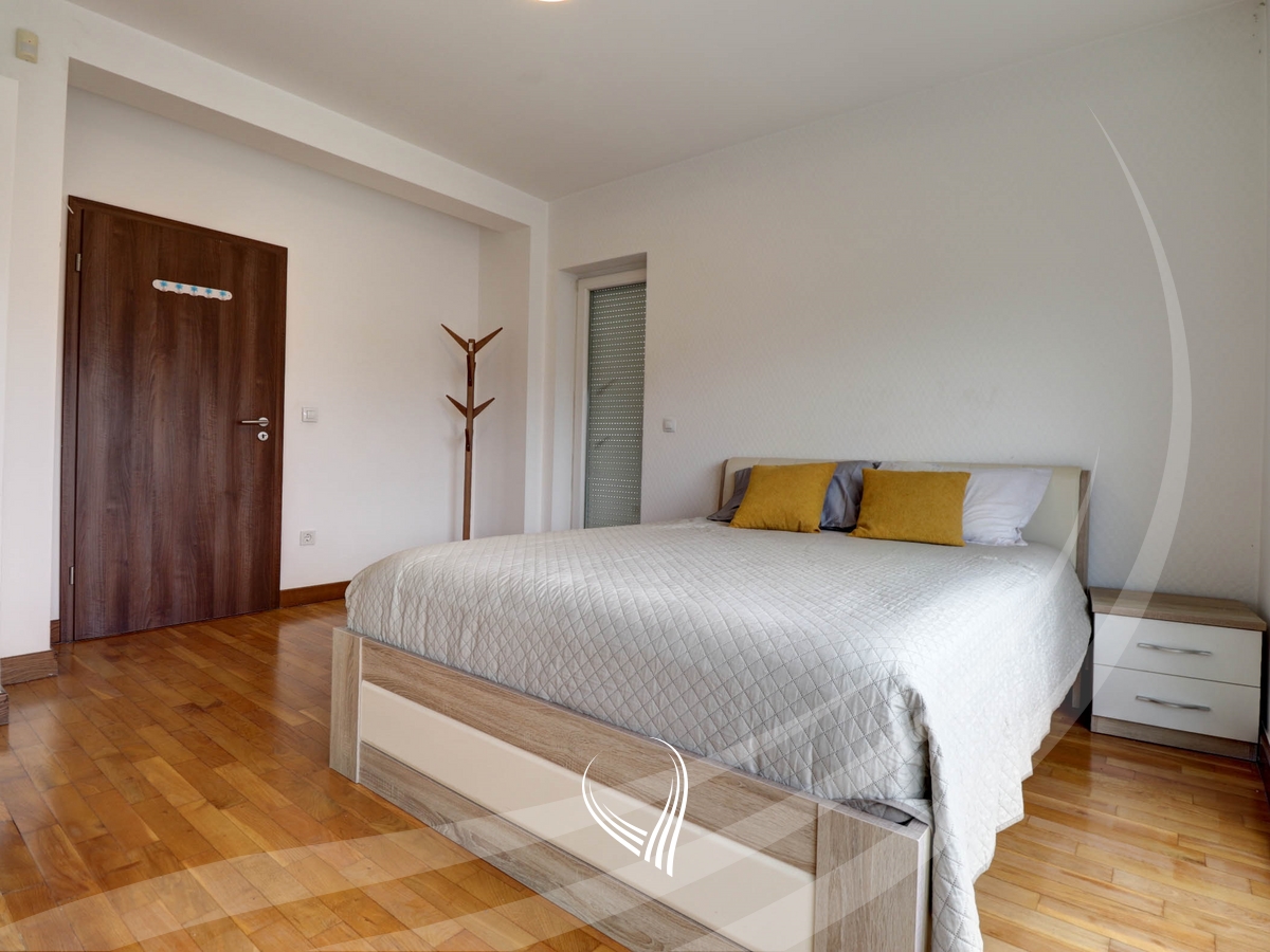 3 bedroom house for rent in Marigona Residence neighborhood14