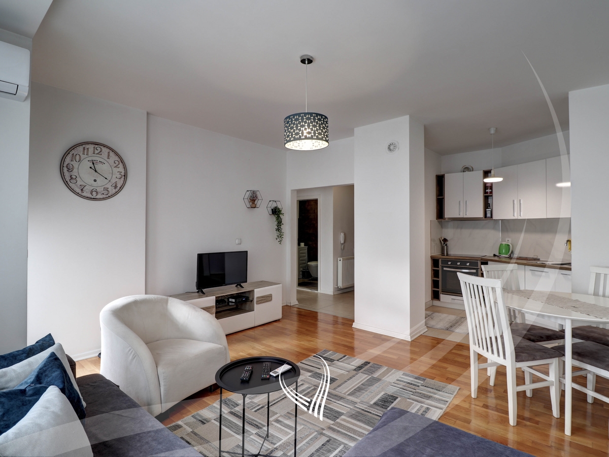 Banesë me 1 dhomë gjumi me qira në lagjen Aktash - Prishtina stars0