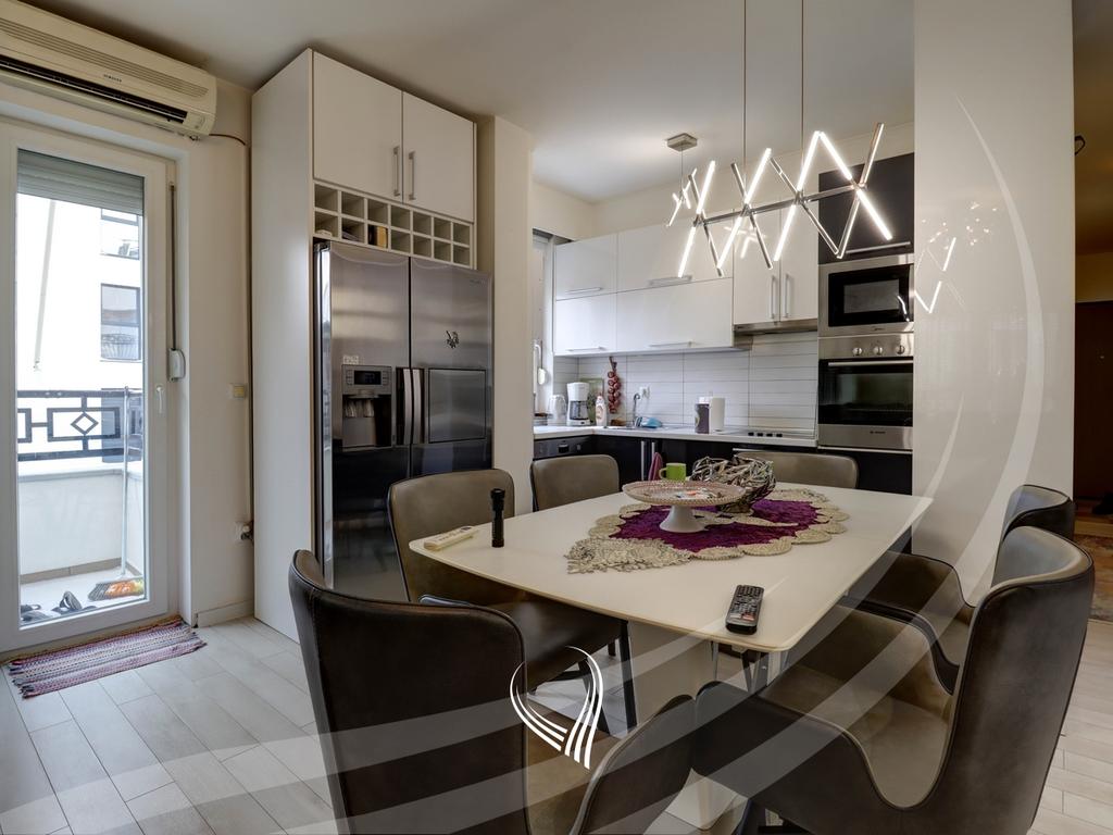 3-bedroom apartment for rent in Mati 1 neighborhood3