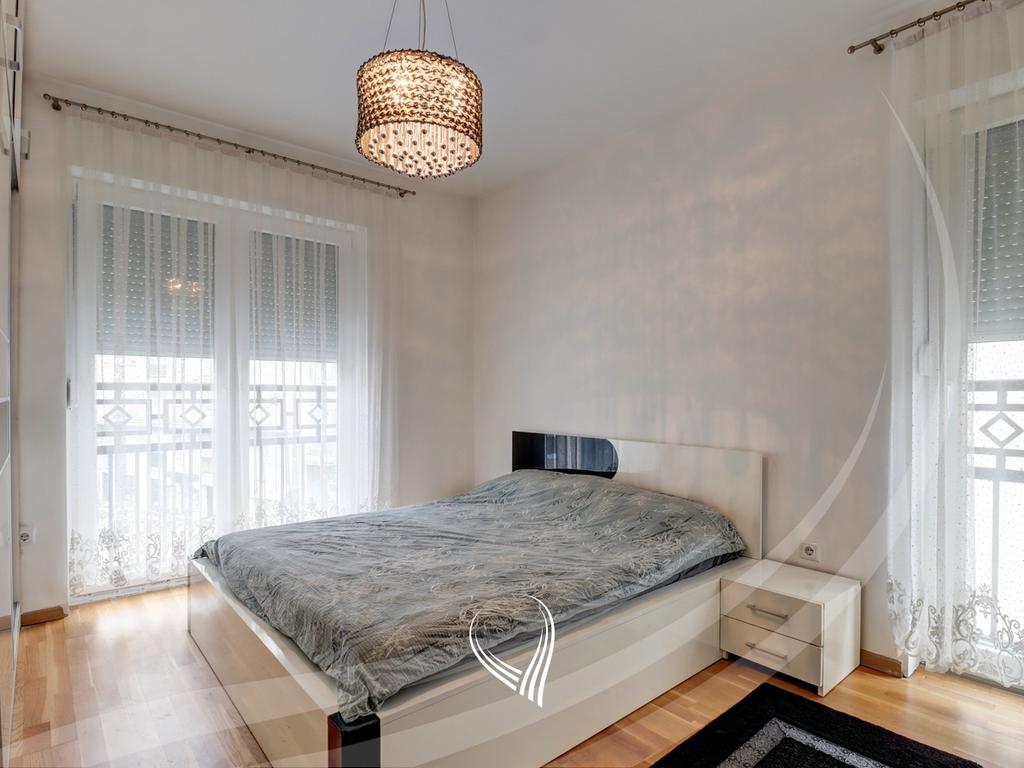 3-bedroom apartment for rent in Mati 1 neighborhood4