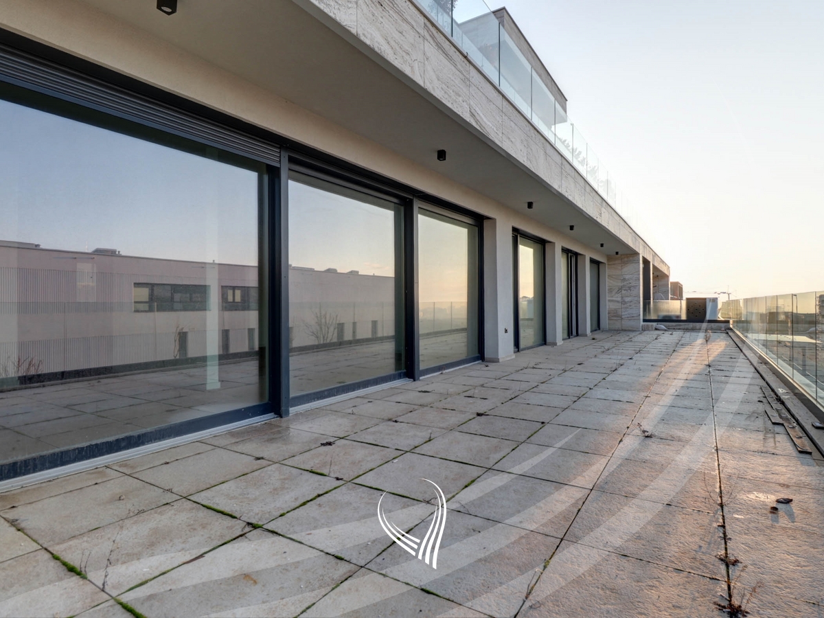 4 bedroom terrace for sale in the Marigona Hill neighborhood14