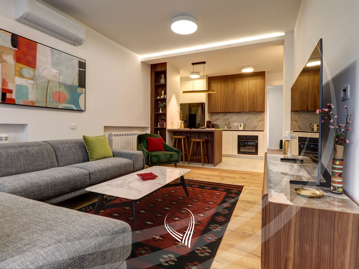 Banesë me 2 dhoma gjumi me qira në Qendër2