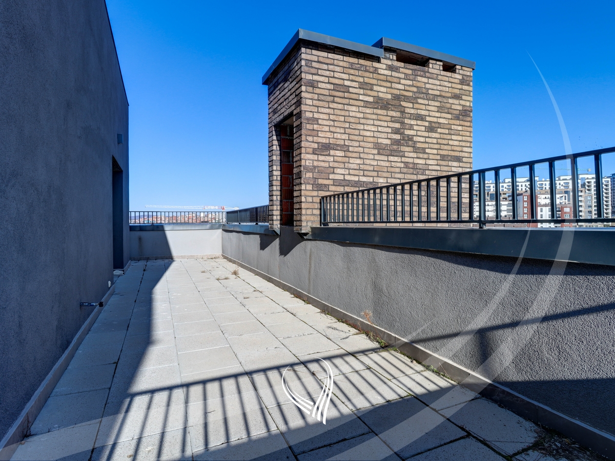 Penthouse with 3 bedrooms for sale in the Prishtina e Re neighborhood9