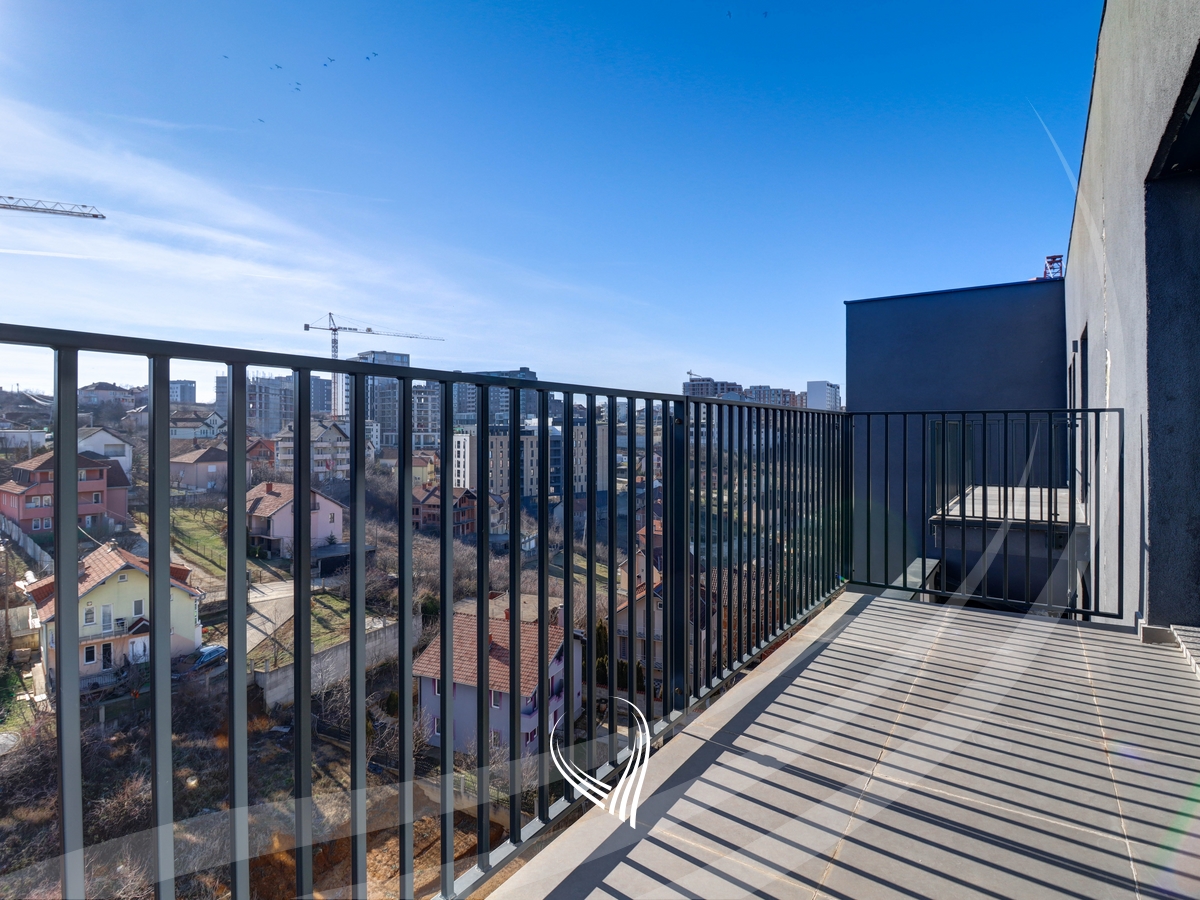 Penthouse with 3 bedrooms for sale in the Prishtina e Re neighborhood8