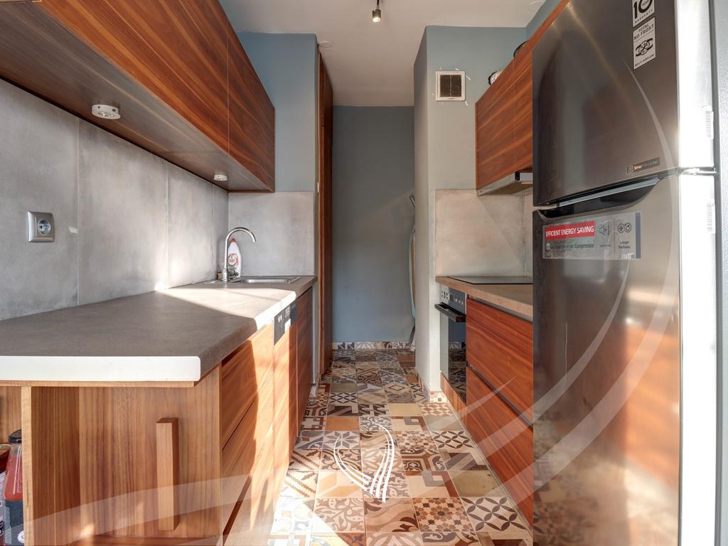 Banesë me 1 dhomë gjumi me qira në lagjen Qafa5