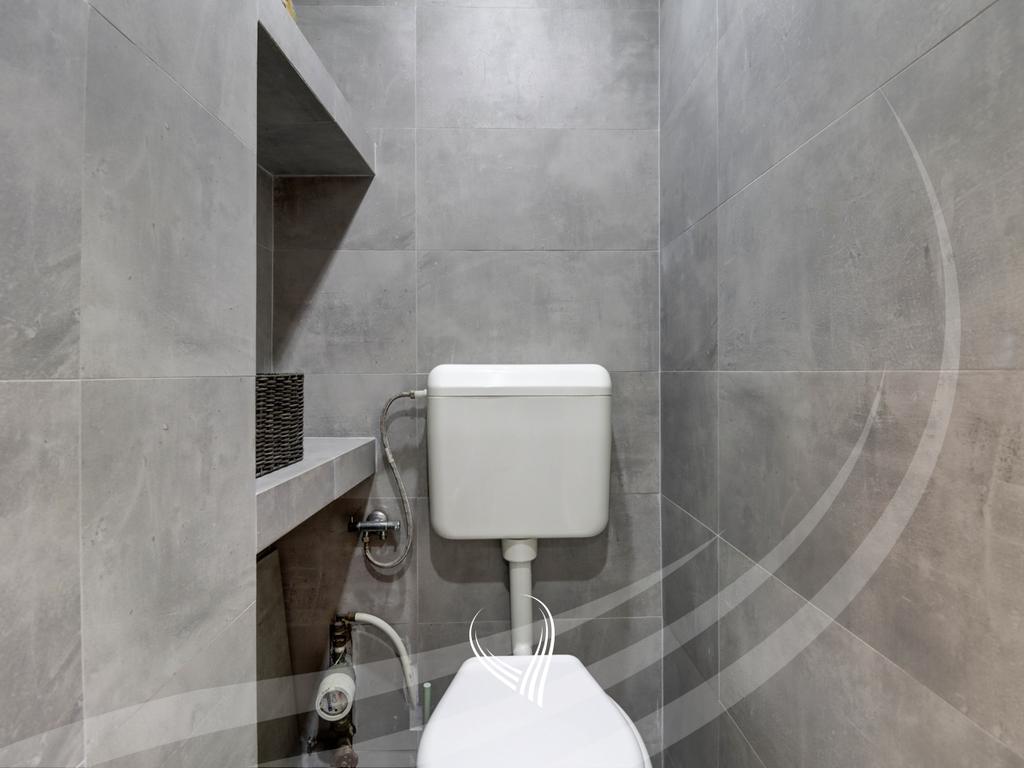 Banesë me 1 dhomë gjumi me qira në lagjen Qafa11