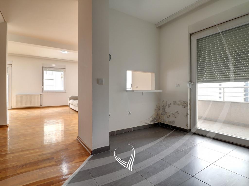 Duplex banesë me 3 dhoma gjumi në shitje në lagjen Kalabria – Prishtina Stars9