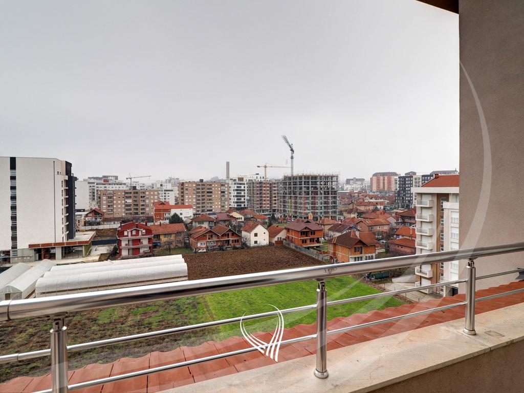 Duplex banesë me 3 dhoma gjumi në shitje në lagjen Kalabria – Prishtina Stars19