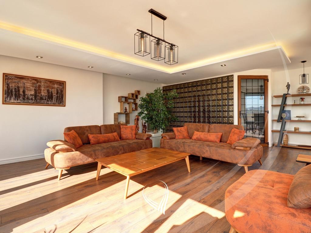 Penthouse 232m2 në shitje në lagjen Arbëria – Dragodan1