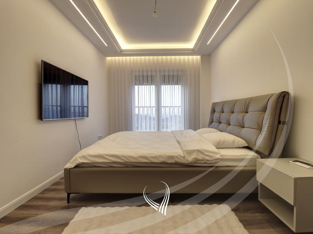 Duplex – Penthouse me 3 dhoma gjumi me qira në lagjen Kalabria - Emshir10