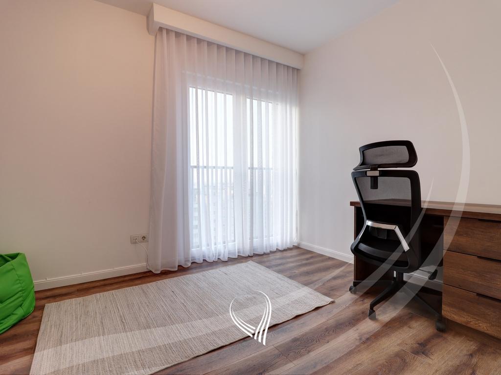 Duplex – Penthouse me 3 dhoma gjumi me qira në lagjen Kalabria - Emshir15