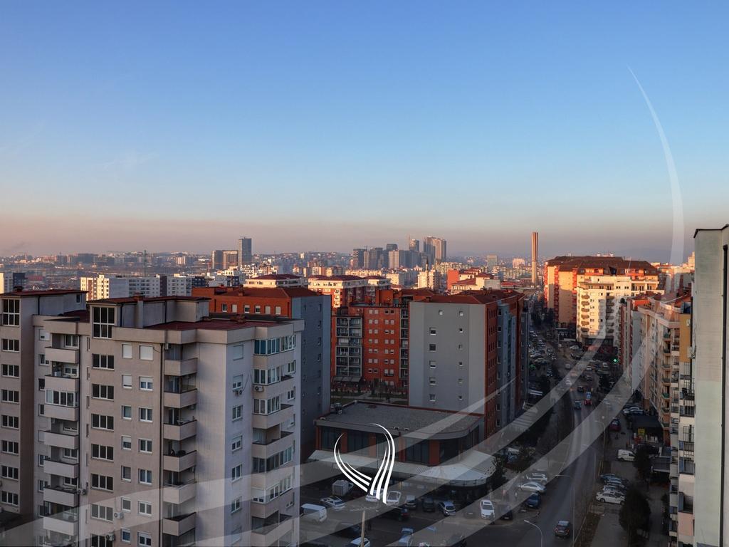 Duplex – Penthouse me 3 dhoma gjumi me qira në lagjen Kalabria - Emshir21