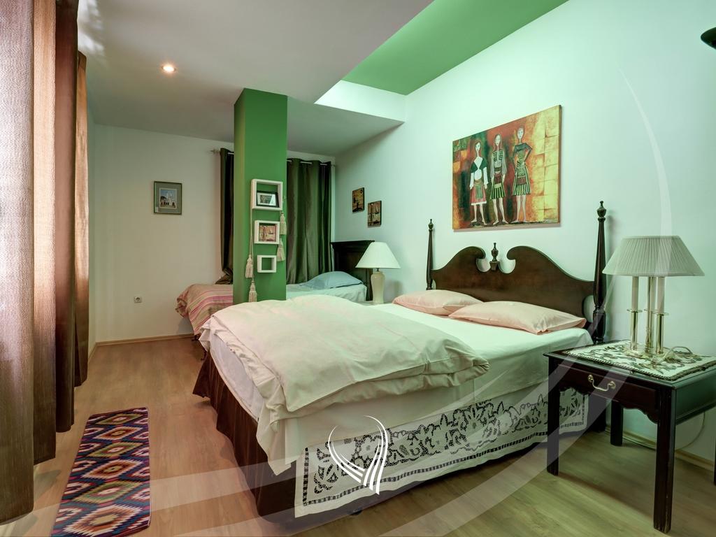 Banesë me 2 dhoma gjumi me qira në lagjen Mati 15