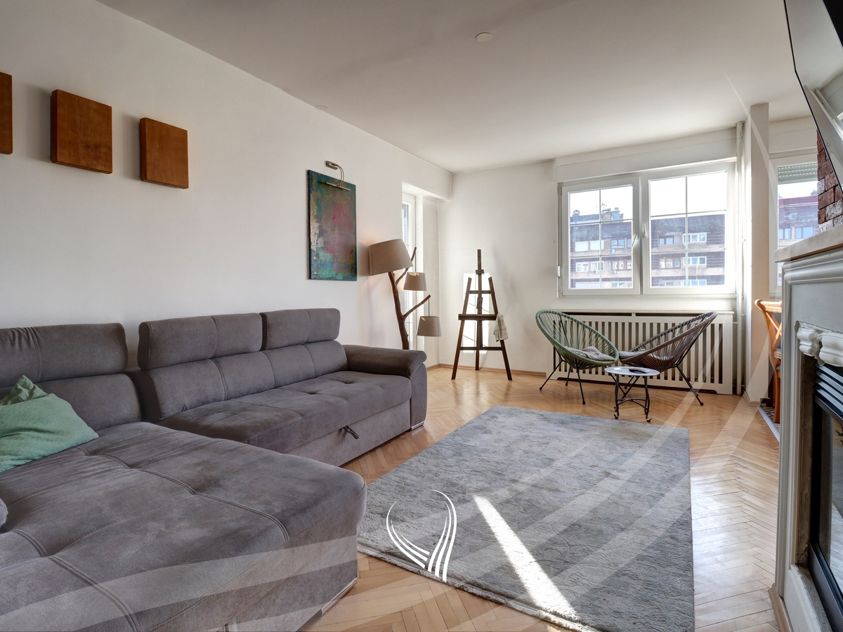 Banesë me 1 dhomë gjumi me qira në lagjen Qafa1