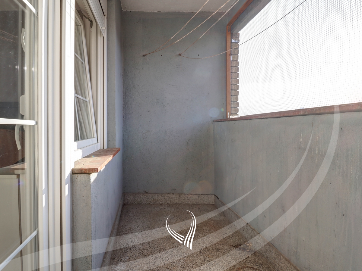 Banesë me 1 dhomë gjumi me qira në lagjen Qafa9