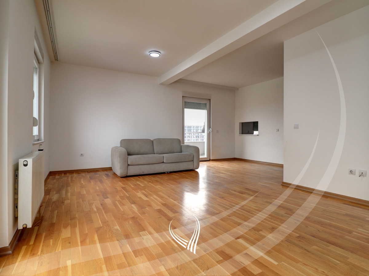 Duplex banesë me 3 dhoma gjumi në shitje në lagjen Kalabria – Prishtina Stars1