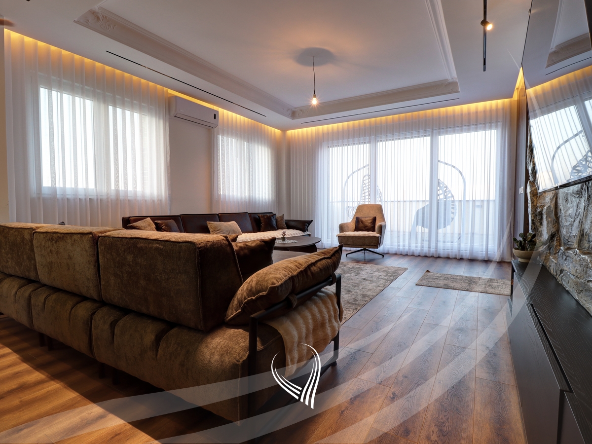 Duplex – Penthouse me 3 dhoma gjumi me qira në lagjen Kalabria - Emshir4