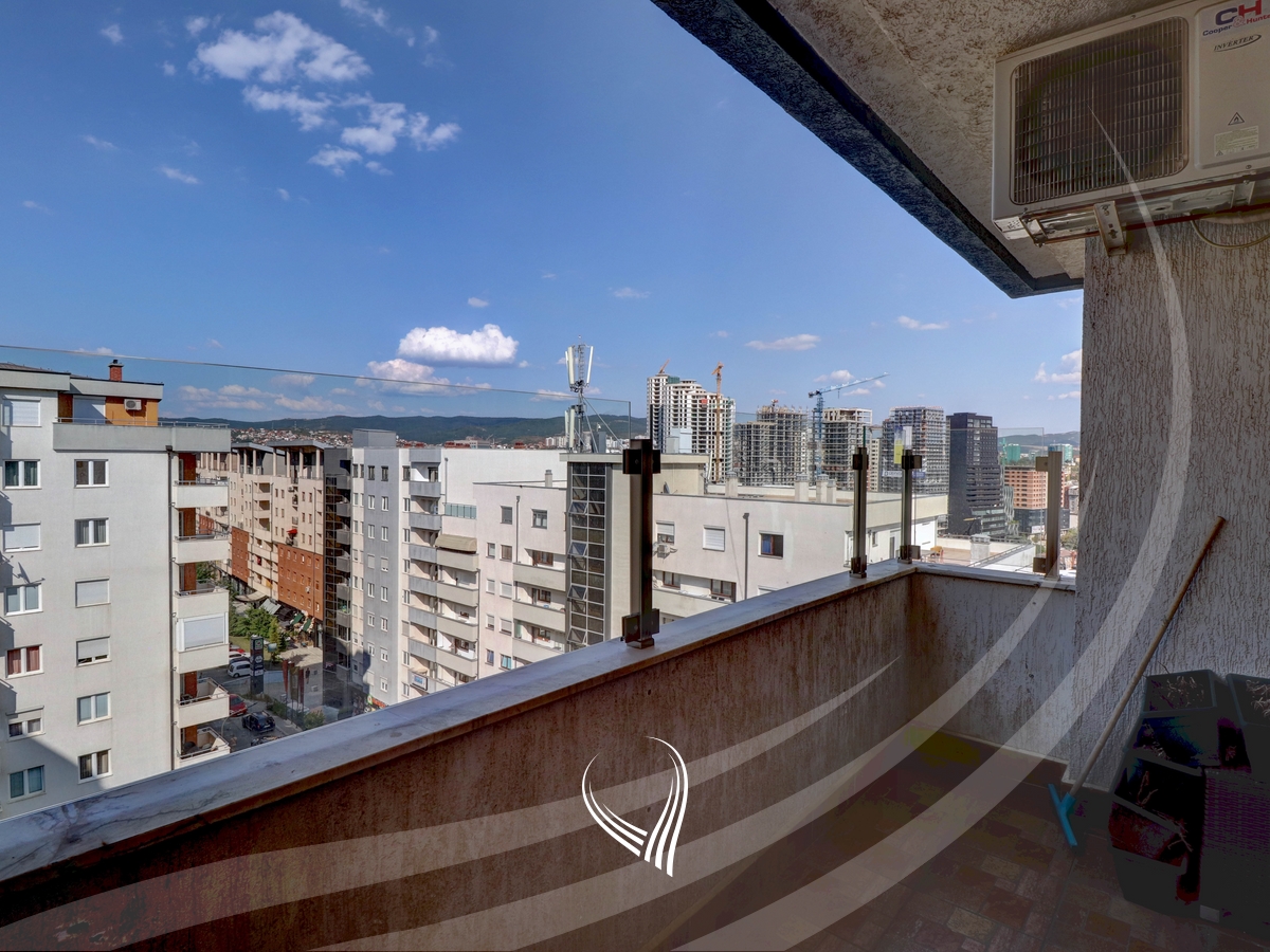 Penthouse 245m2 në shitje në lagjen Arbëria – Dragodan18