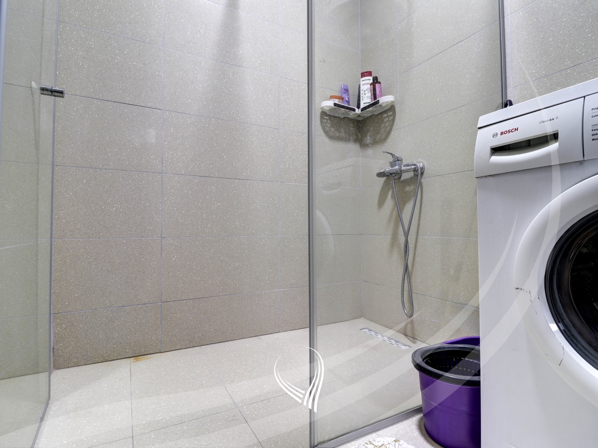 Banesë me 2 dhoma gjumi në shitje në lagjen Mati 1 – Euro Abi16