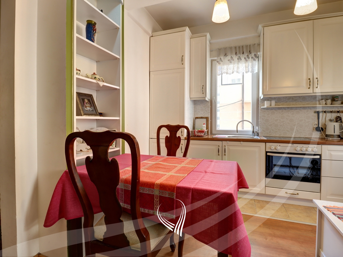 Banesë me 2 dhoma gjumi me qira në lagjen Mati 13