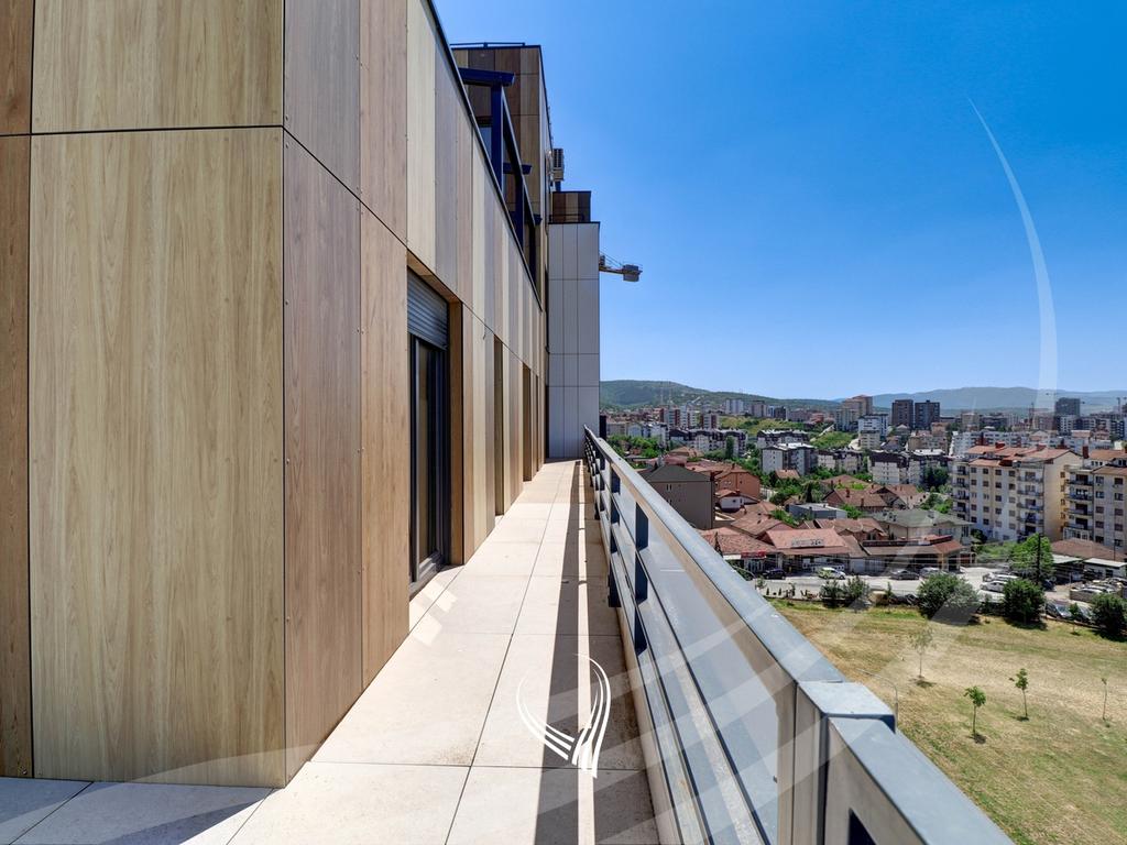 Penthouse me 3 dhoma gjumi në shitje në lagjen Velania - Puhiza 311