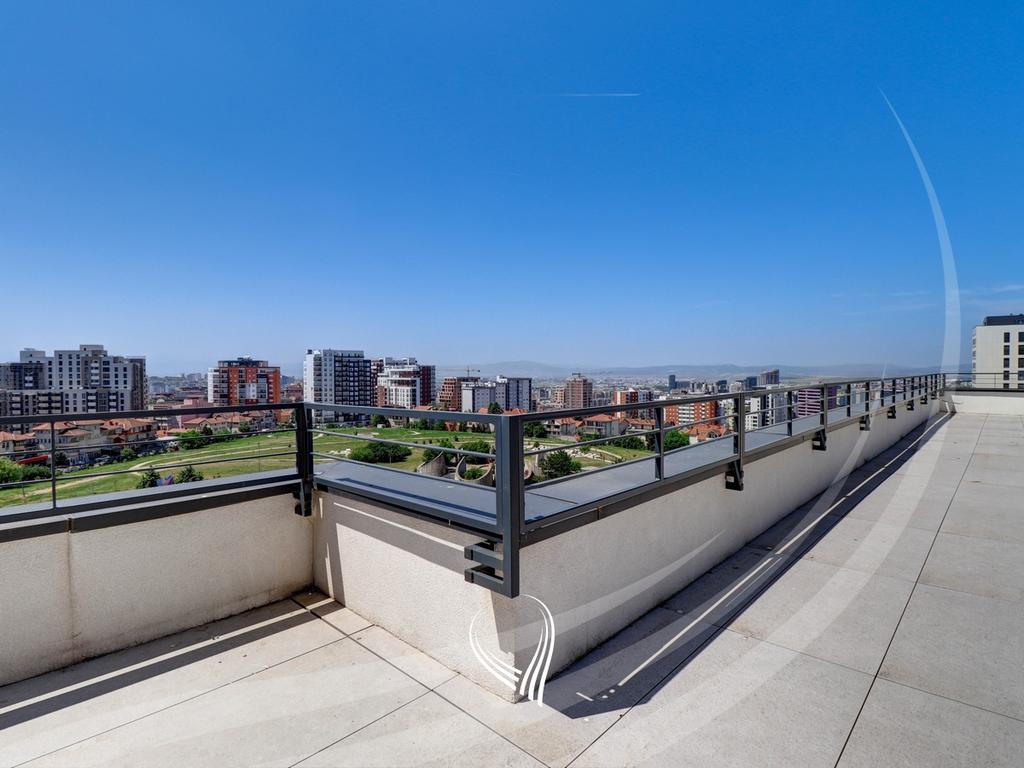 Penthouse me 3 dhoma gjumi në shitje në lagjen Velania - Puhiza 312