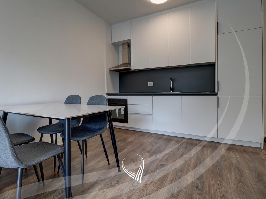 Banesë me 2 dhoma gjumi me qira në lagjen Mati 12