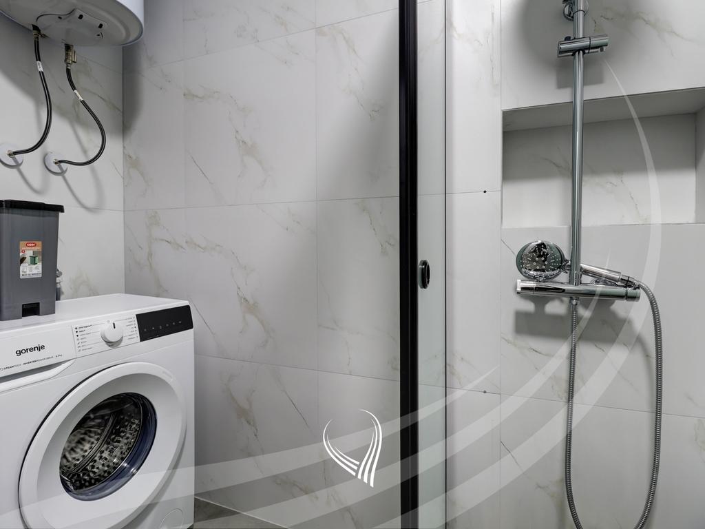 Banesë me 2 dhoma gjumi me qira në lagjen Mati 112