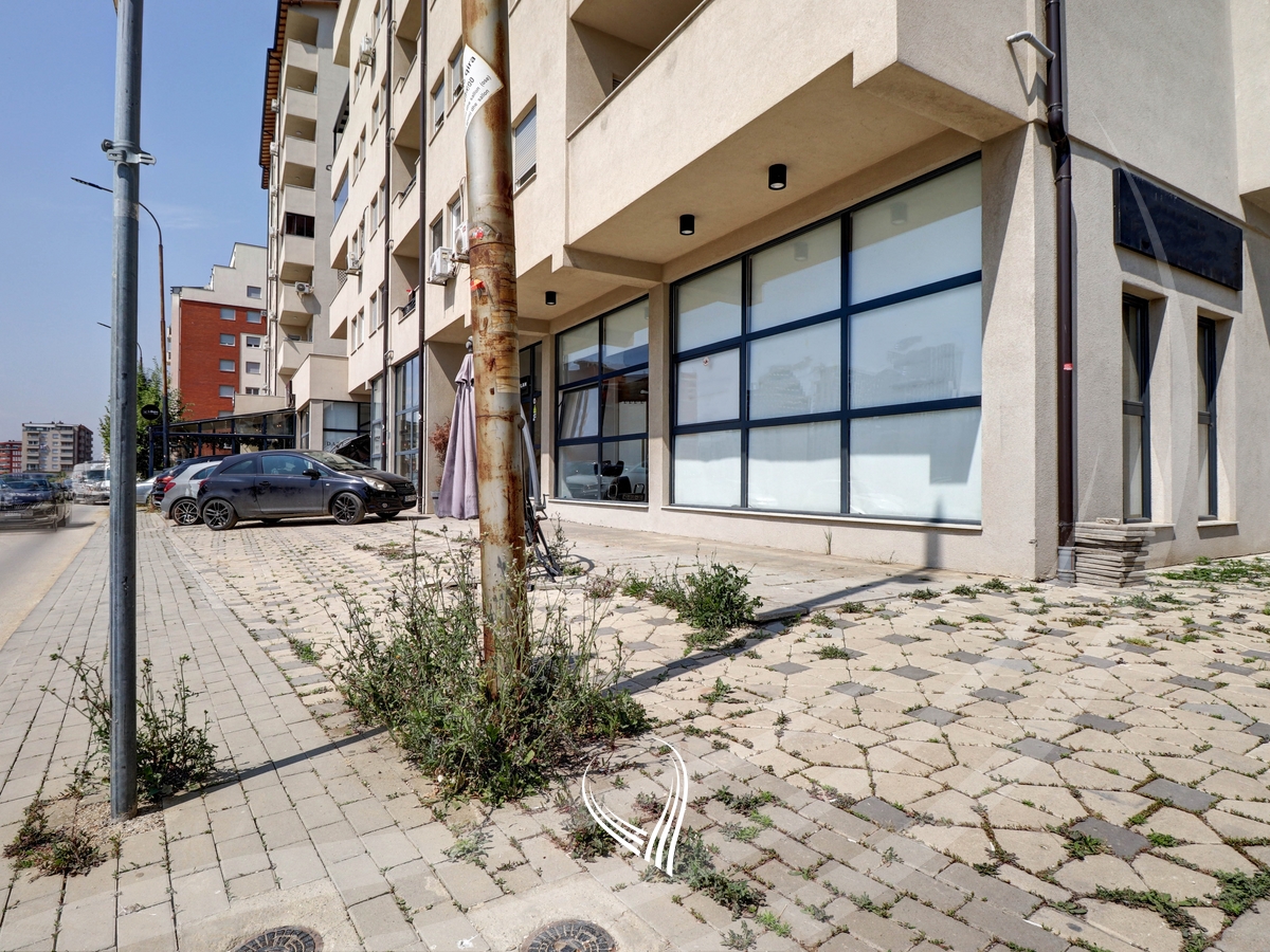 410m2 premises for rent in the Arbëria - Dragodan neighborhood14