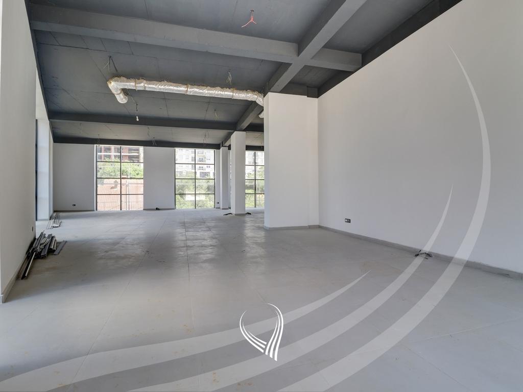 Lokal 145m2 në shitje në lagjen Prishtina e Re4