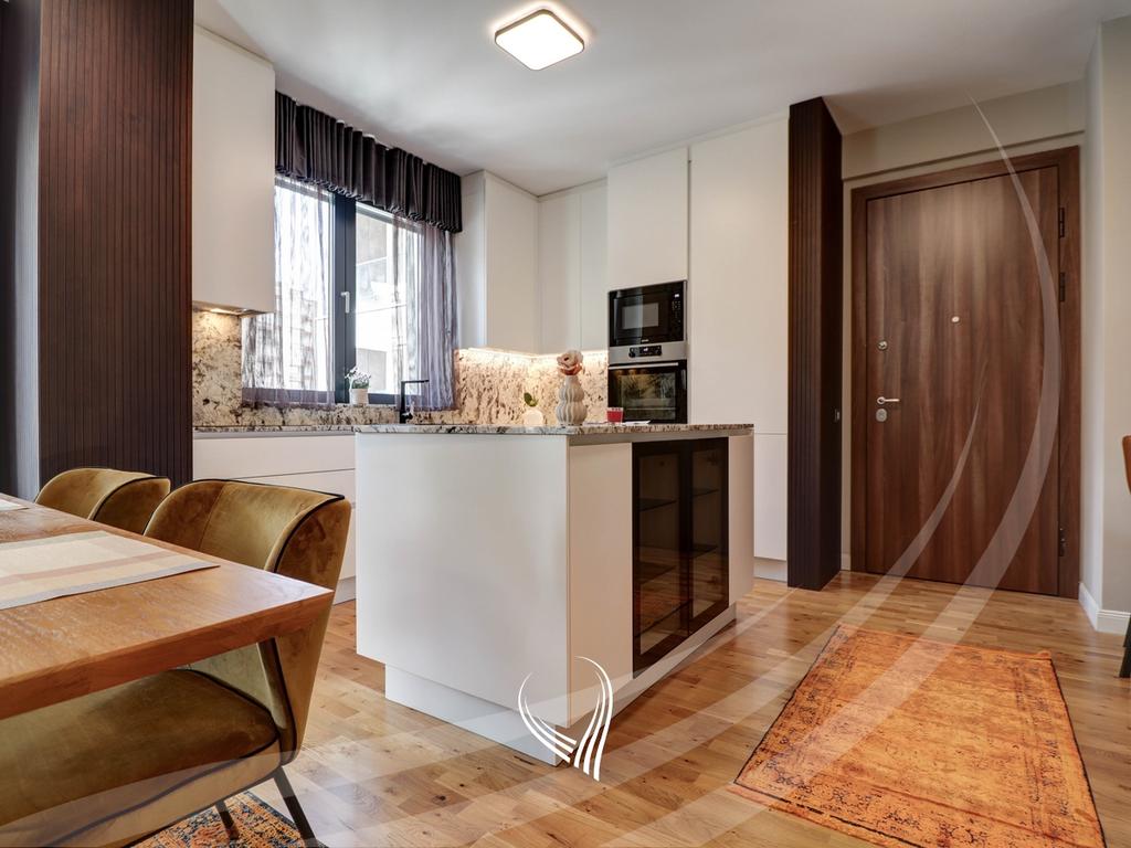 Duplex banesë me 3 dhoma gjumi me qira në lagjen Aktash – Ivy Residence7