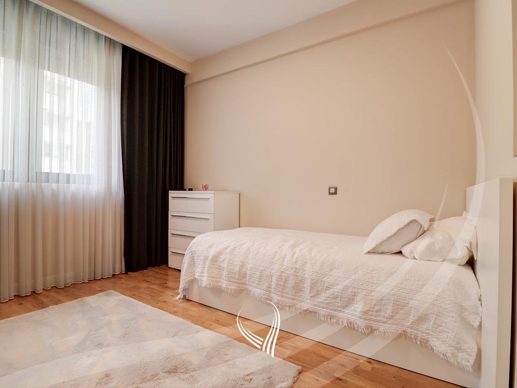 Duplex banesë me 3 dhoma gjumi me qira në lagjen Aktash – Ivy Residence11