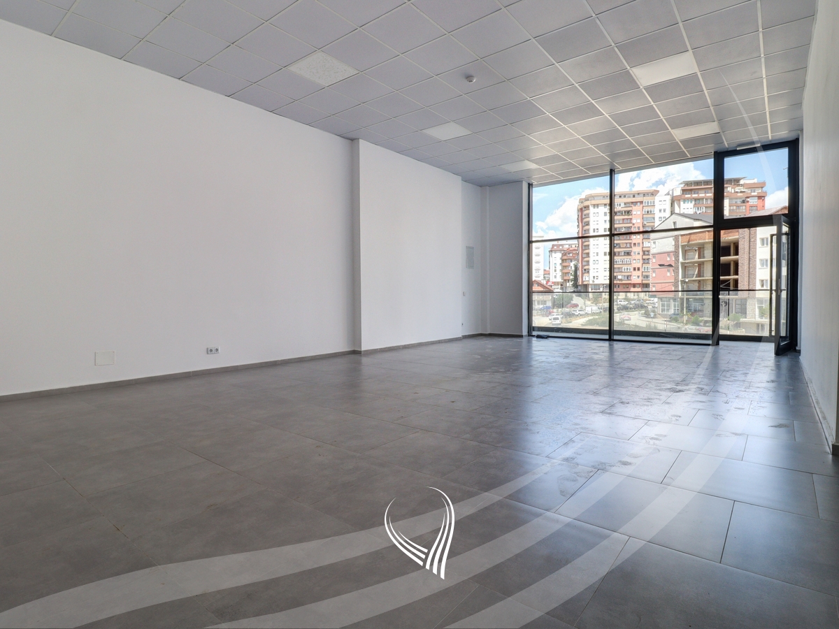 Lokal 70m2 me qira në lagjen Prishtina e Re2