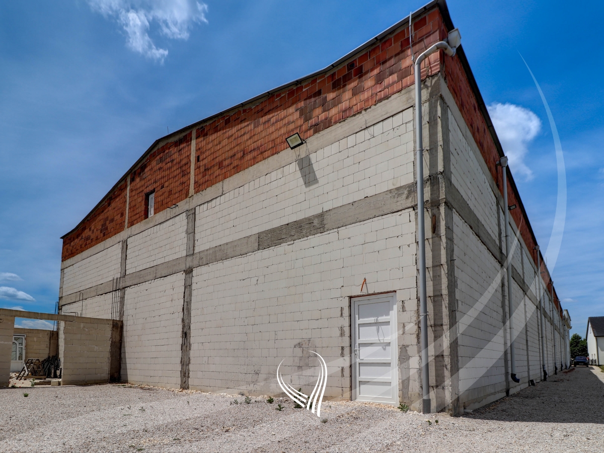 1700m² warehouse for rent on the Prishtina – Lipjan highway17