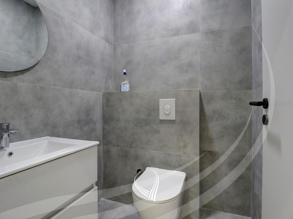 Zyre me 4 dhoma pune me qira në lagjen Lakrishte – Prime Residence 39