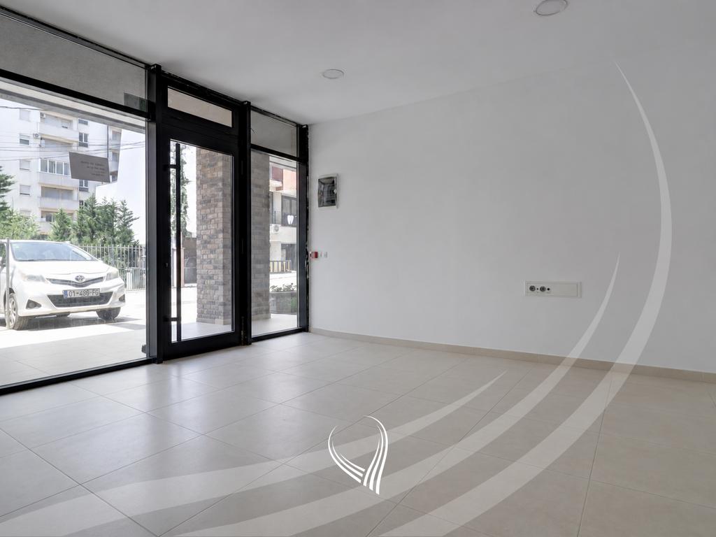 Lokal 42m2 në shitje në lagjen Mati 1 – Art Construction2