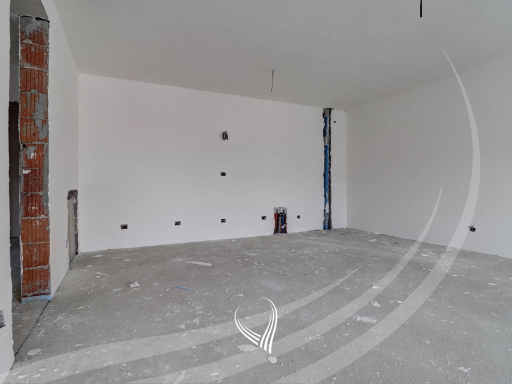 Banesë me 2 dhoma gjumi në shitje në lagjen Mati 18