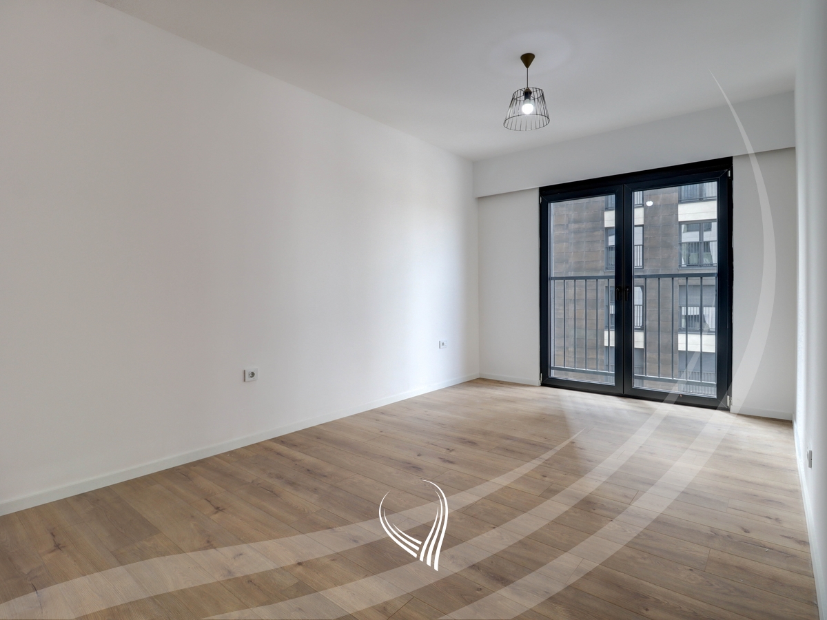 Zyre me 4 dhoma pune me qira në lagjen Lakrishte – Prime Residence 37