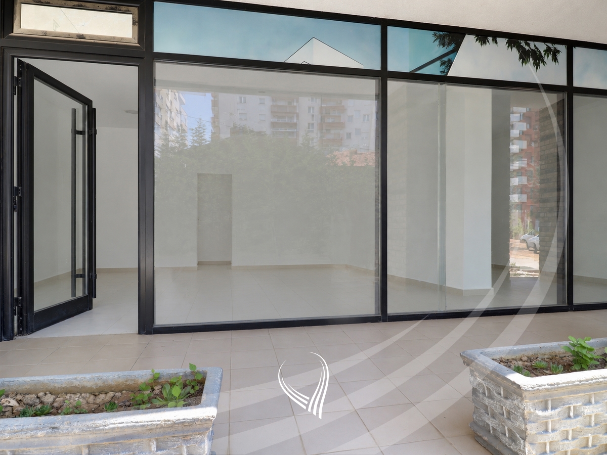 Lokal 42m2 në shitje në lagjen Mati 1 – Art Construction0