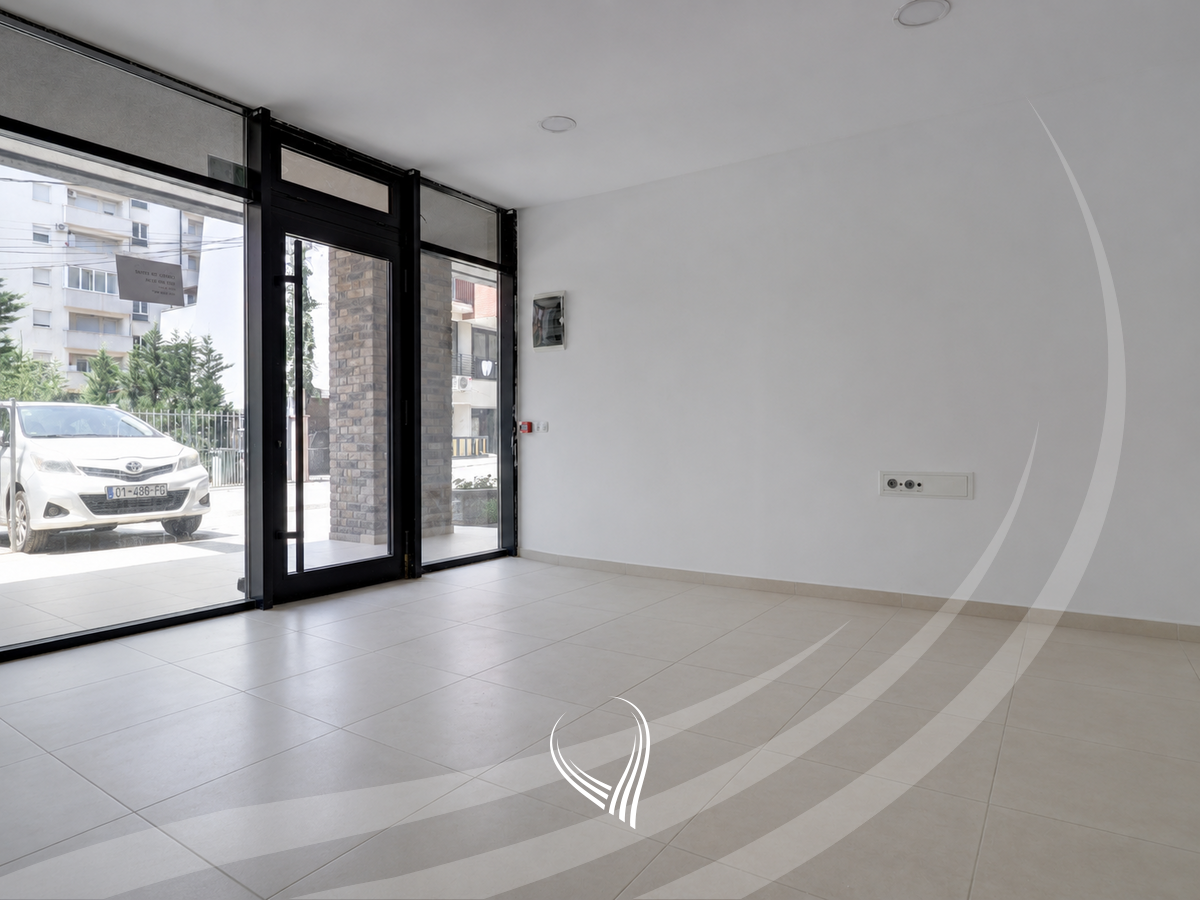 Lokal 42m2 në shitje në lagjen Mati 1 – Art Construction2