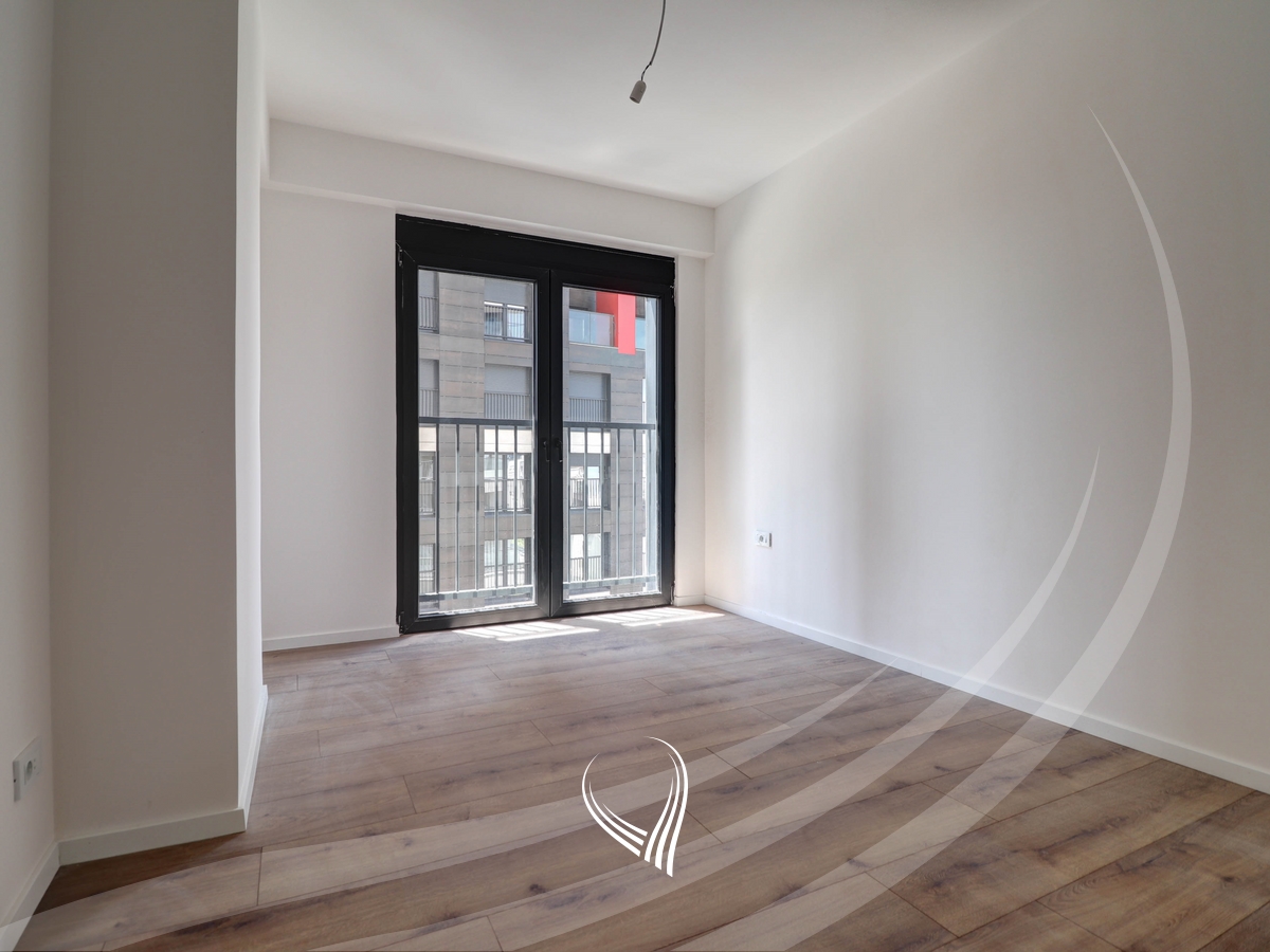 Zyre me 3 dhoma pune me qira në lagjen Lakrishtë - Prime Residence 36