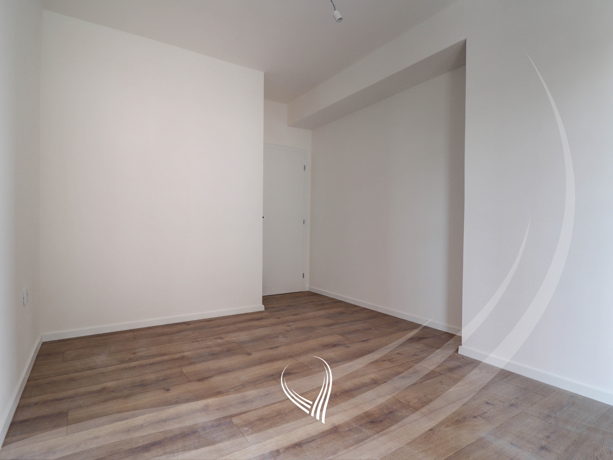 Zyre me 3 dhoma pune me qira në lagjen Lakrishtë - Prime Residence 37