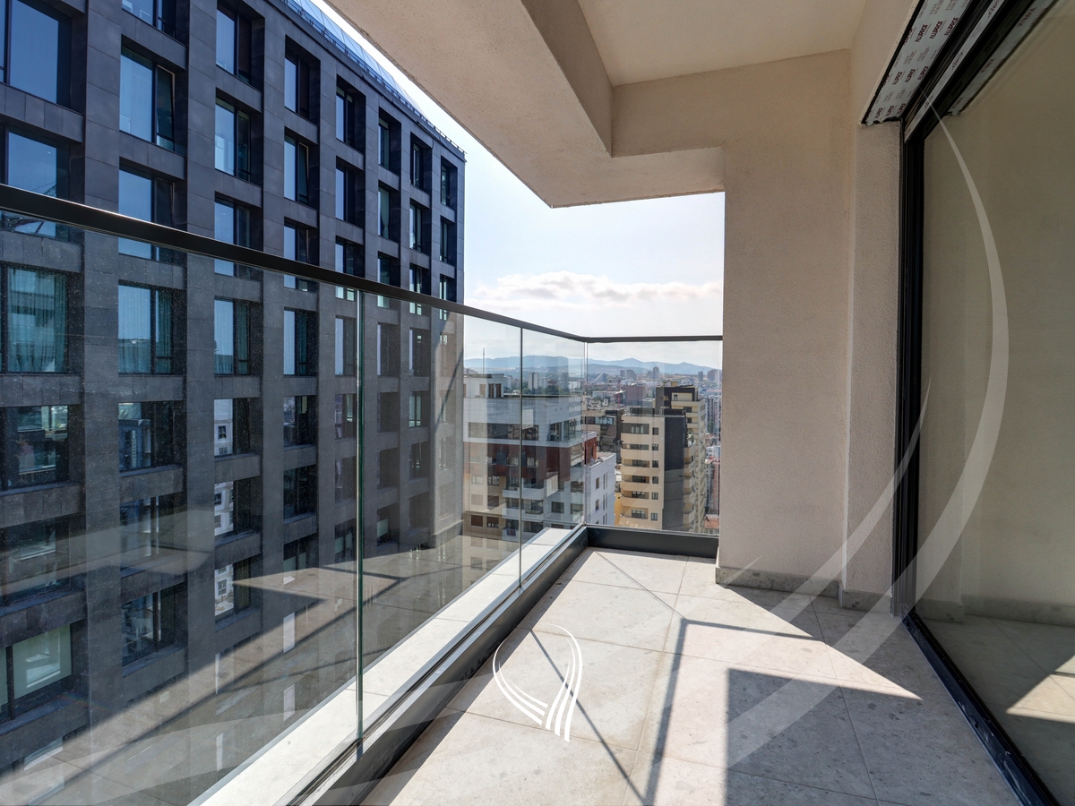 Zyre me 3 dhoma pune me qira në lagjen Lakrishtë – Prime Residence 37