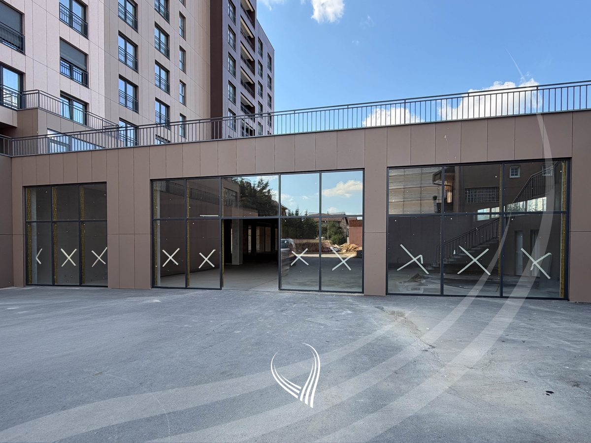 Lokal 1,188.40m2 në shitje në lagjen Prishtina e Re9
