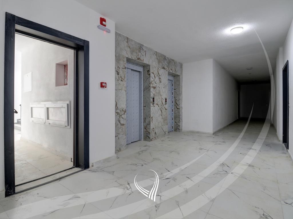Banesë me 3 dhoma gjumi me qira në lagjen Prishtina e Re12